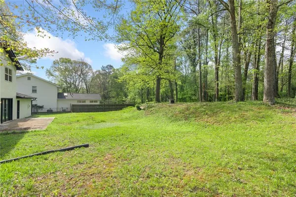 $639,800 | 4645 Dunwoody Club Drive, Dunwoody, GA 30338