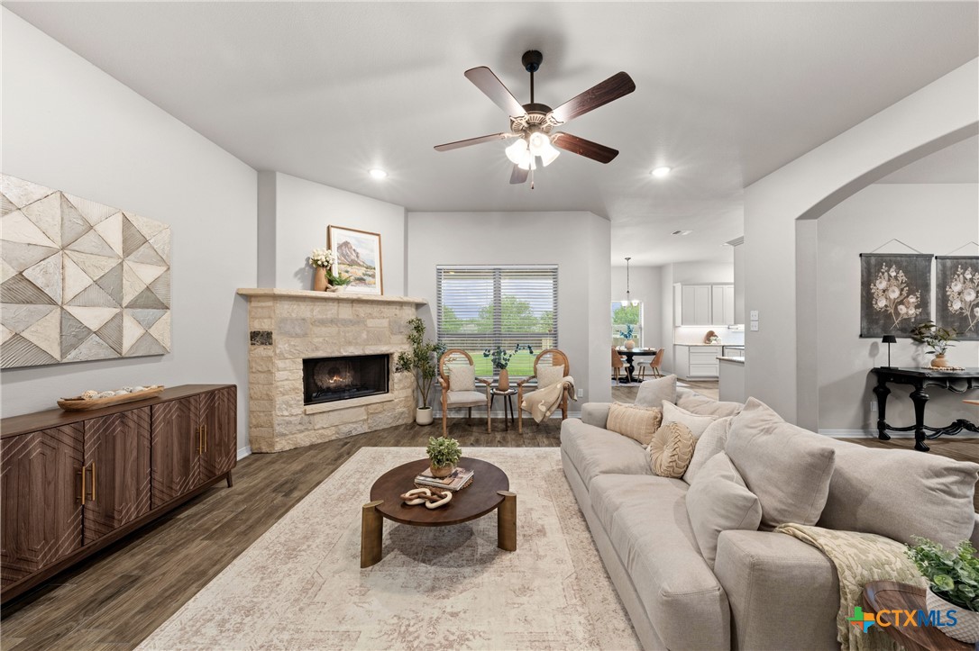 1819 Rustic Manor Drive Temple, TX 76502 - Photo 6 of 37