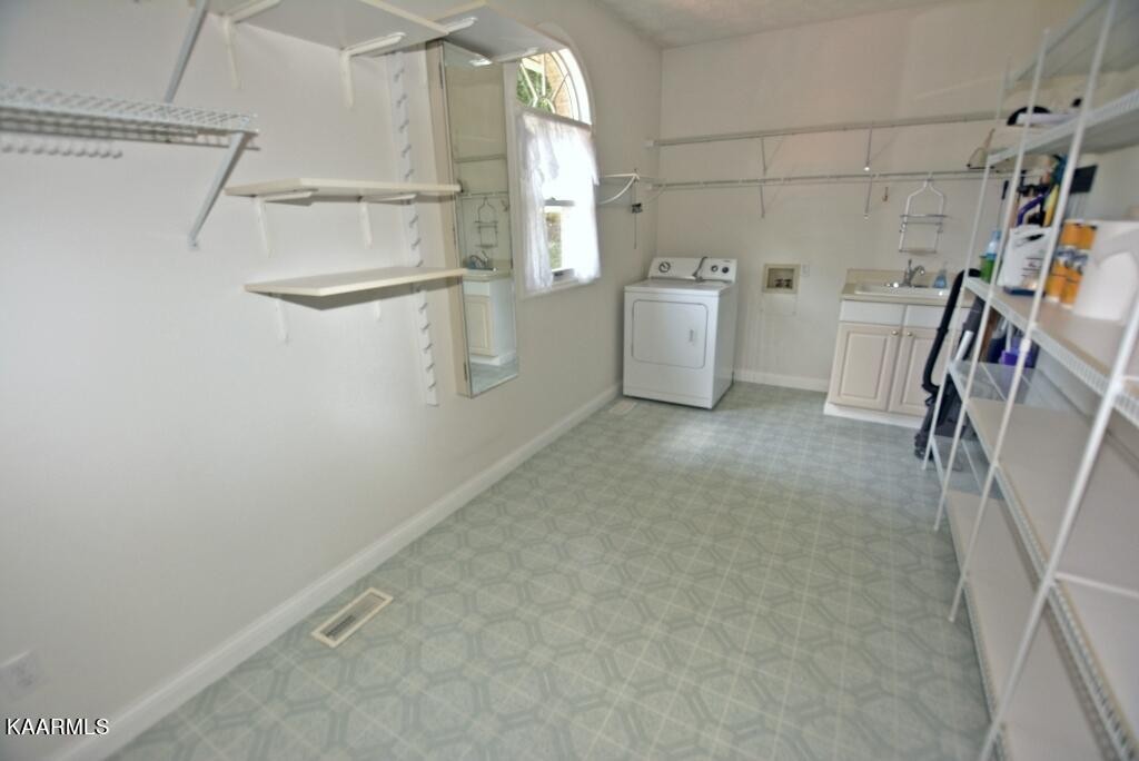 7719 Blueberry Road Powell, TN 37849 - Photo 24 of 40 Gallery Image 24