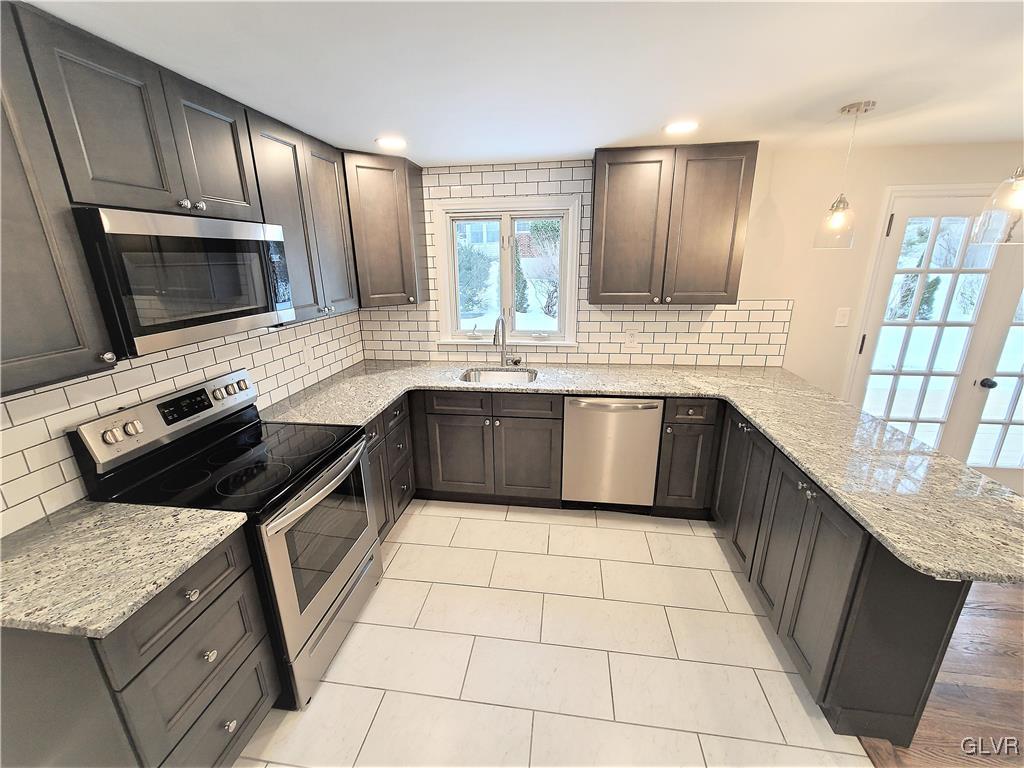 128 Buckingham Drive Bethlehem, PA 18017 - Photo 12 of 29