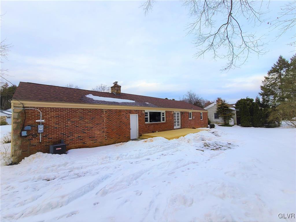 128 Buckingham Drive Bethlehem, PA 18017 - Photo 2 of 29