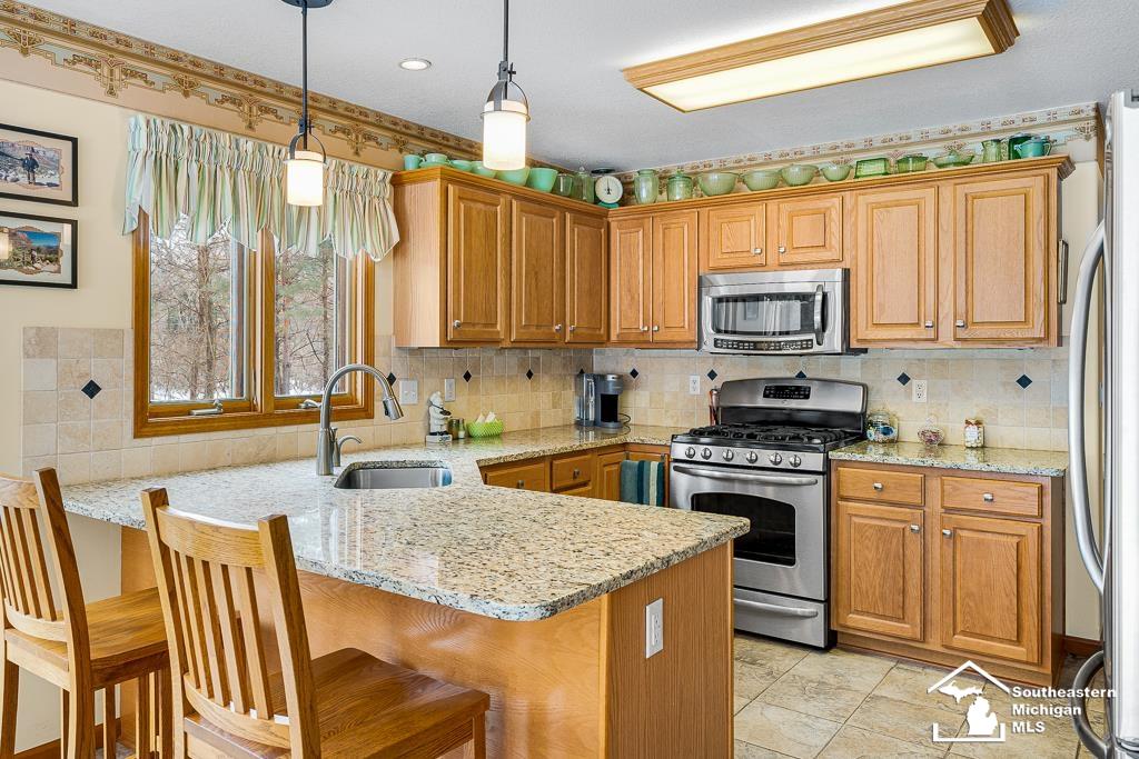 12006 Douglas Road Temperance, MI 48182 - Photo 27 of 80