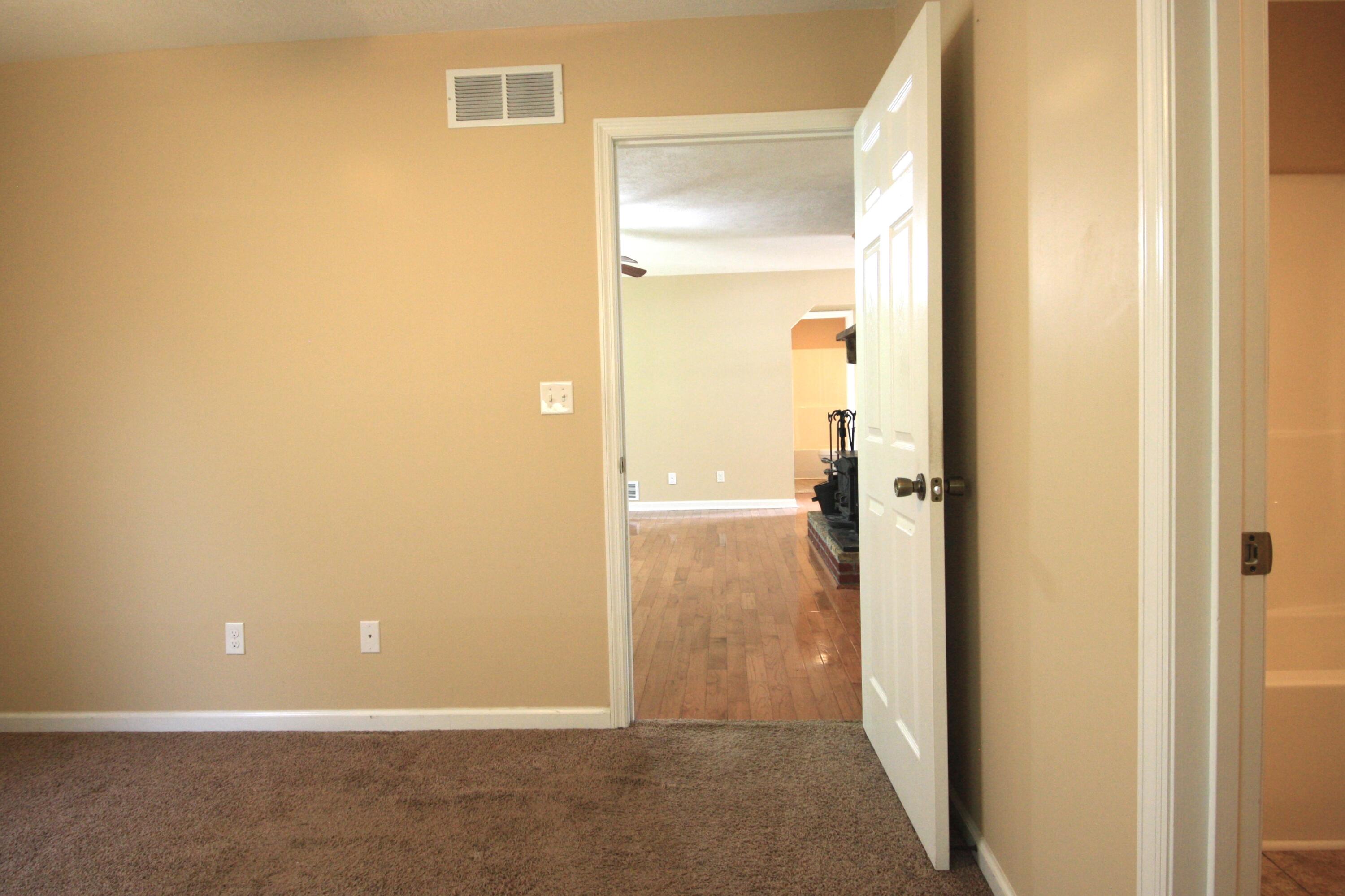348 Big Sandy Road Mount Vernon, KY 40456 - Photo 9 of 47 IMG_7537