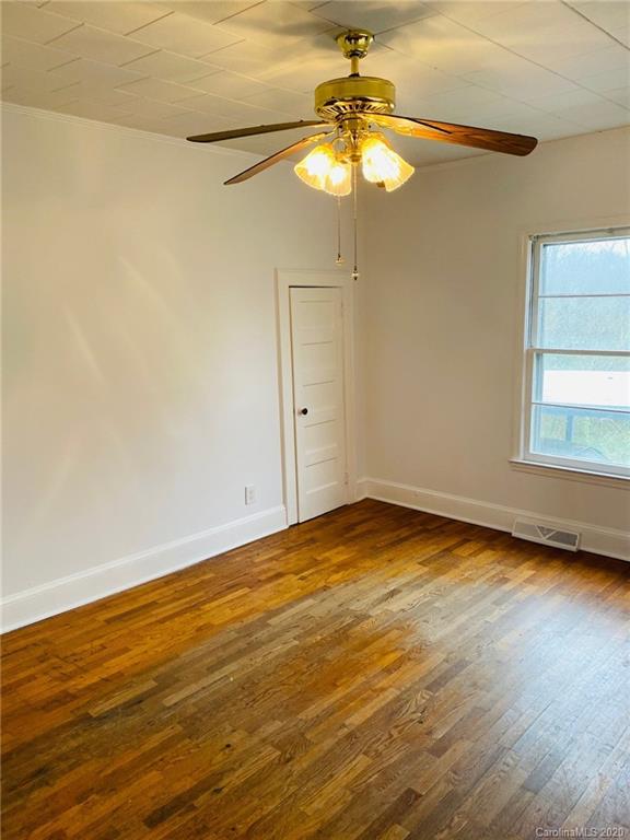 625 Oates Road Gastonia, NC 28052 - Photo 13 of 21 Gallery Image 13