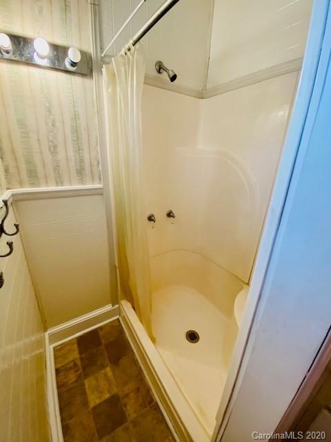 625 Oates Road Gastonia, NC 28052 - Photo 17 of 21 Gallery Image 17