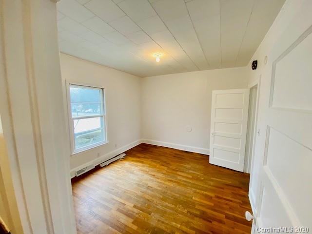 625 Oates Road Gastonia, NC 28052 - Photo 10 of 21 Gallery Image 10
