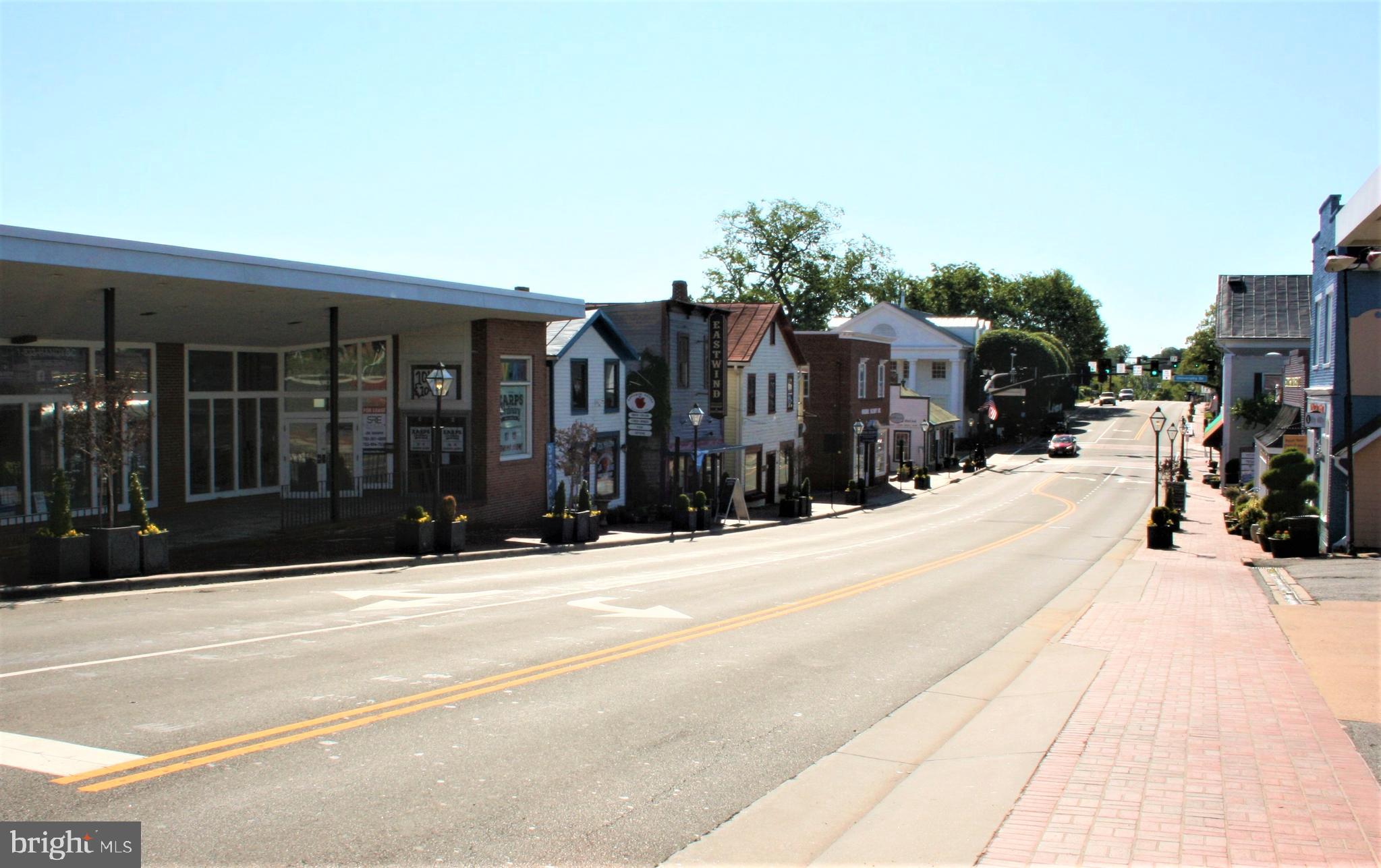 4522 Gilbertson Road Fairfax, VA 22032 - Photo 65 of 65 Fairfax City conveniently located.