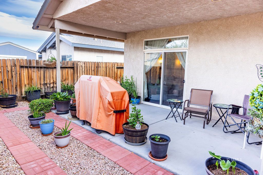 404 Olive Avenue Ridgecrest, CA 93555 - Photo 46 of 49