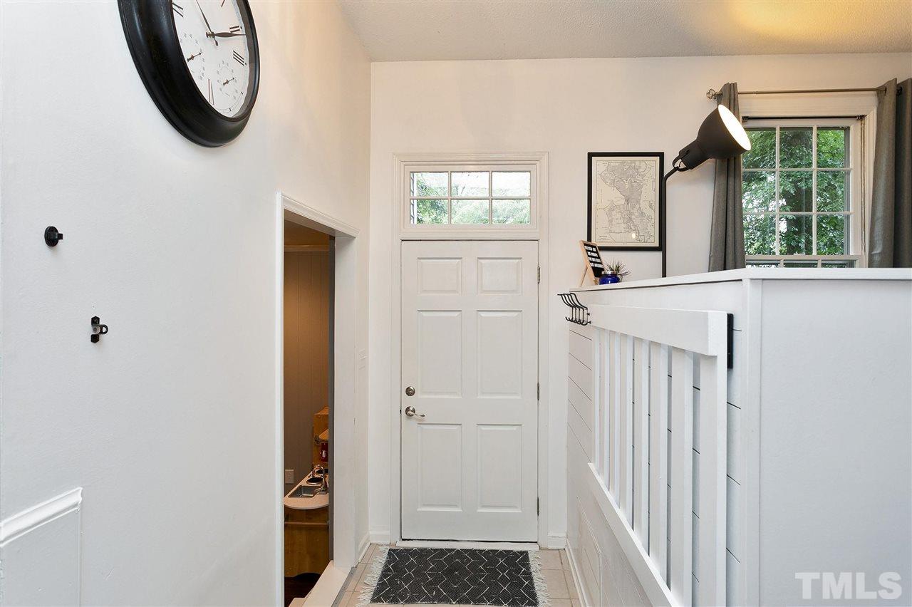 406 Rustic Ridge Road Cary, NC 27511 - Photo 2 of 30 Gallery Image 2