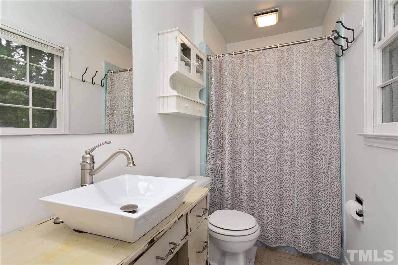 406 Rustic Ridge Road Cary, NC 27511 - Photo 17 of 30 Gallery Image 17