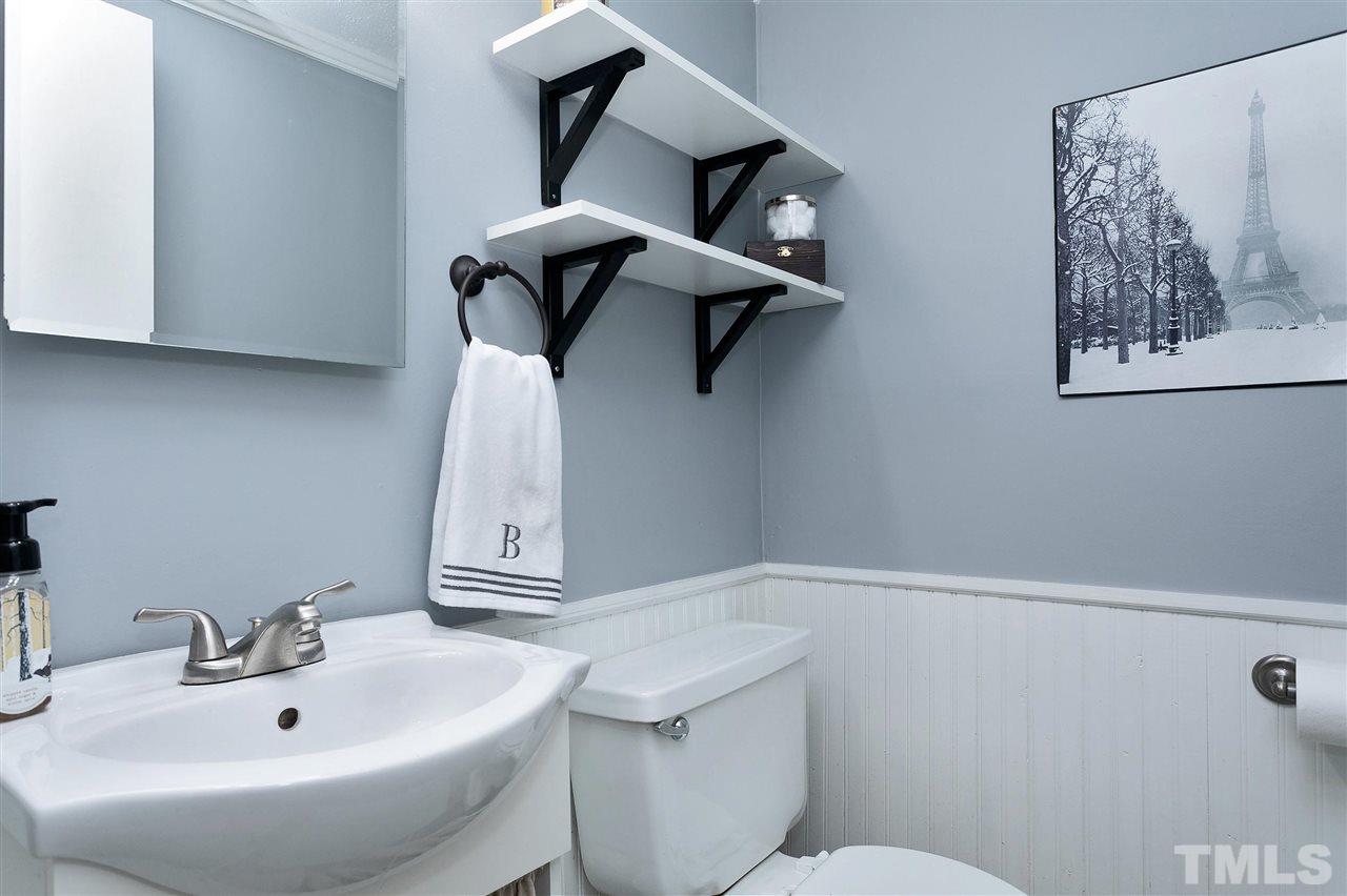 406 Rustic Ridge Road Cary, NC 27511 - Photo 22 of 30 Gallery Image 22