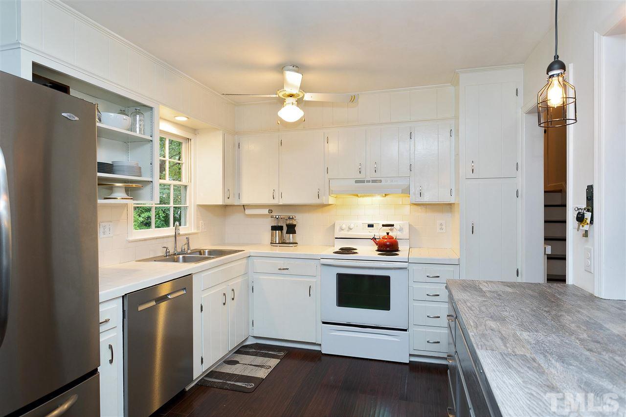 406 Rustic Ridge Road Cary, NC 27511 - Photo 9 of 30 Gallery Image 9