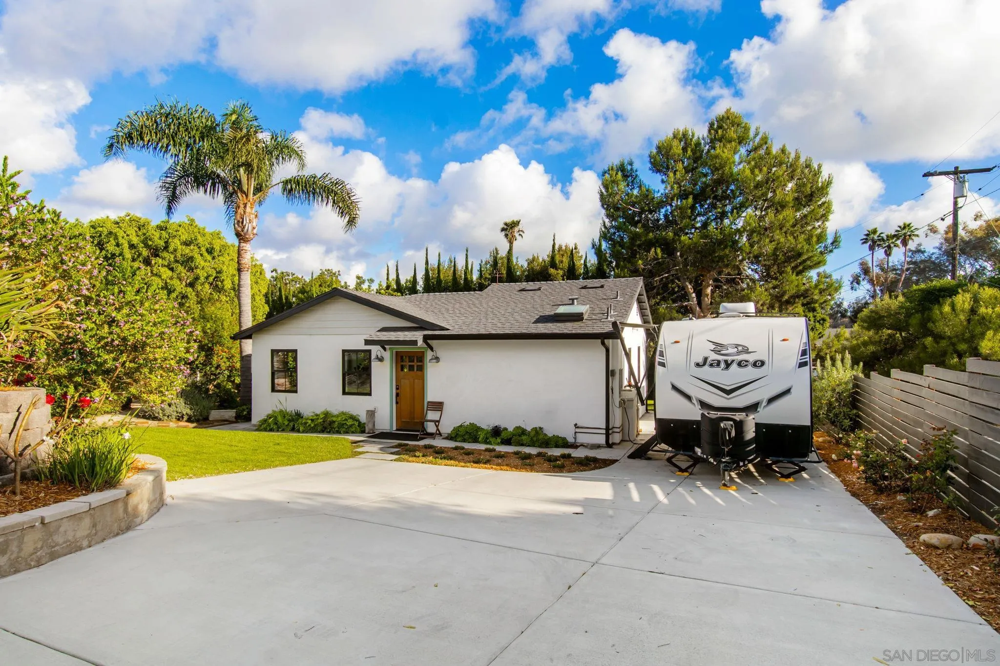 2335 Ivy Road Oceanside, CA 92054 - Photo 37 of 48