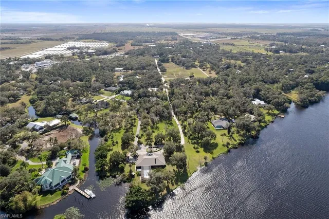 $1,195,000 | 639 Rope Bend Terrace Drive, LaBelle, FL 33935