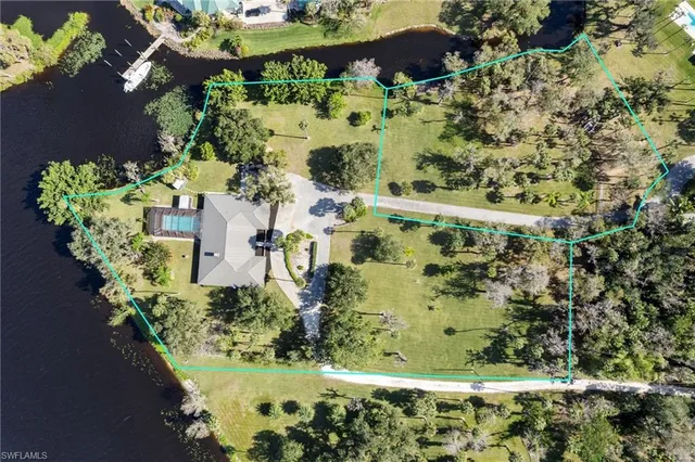 $1,195,000 | 639 Rope Bend Terrace Drive, LaBelle, FL 33935