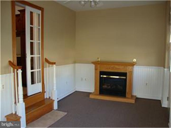 1200 Meadow Road Woodlyn, PA 19094 - Photo 11 of 20 Sun Room