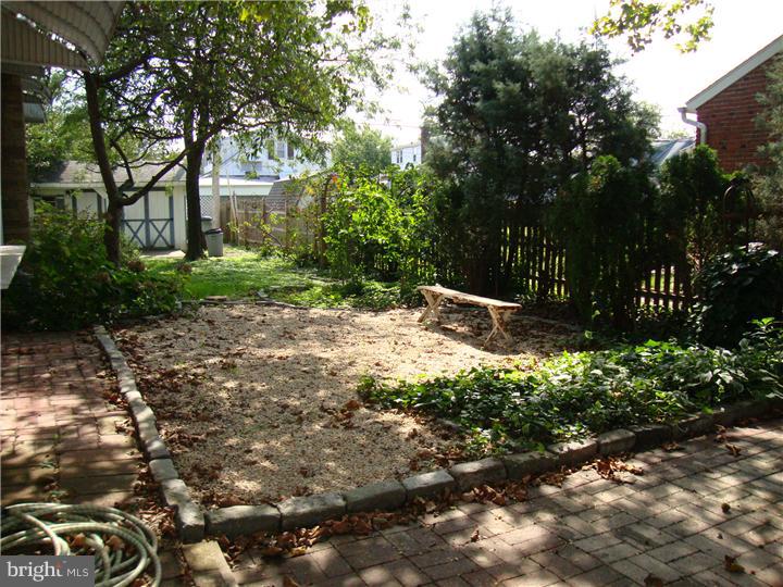1200 Meadow Road Woodlyn, PA 19094 - Photo 19 of 20 Exterior Back