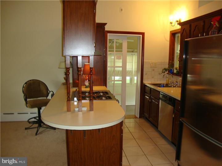 1200 Meadow Road Woodlyn, PA 19094 - Photo 9 of 20 Kitchen