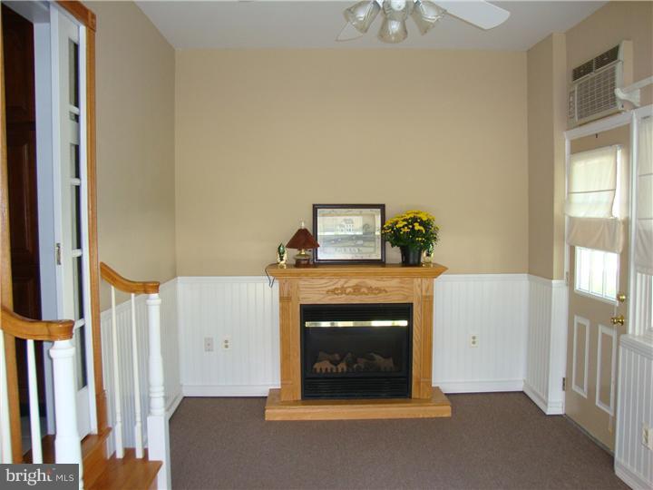 1200 Meadow Road Woodlyn, PA 19094 - Photo 10 of 20 Sun Room