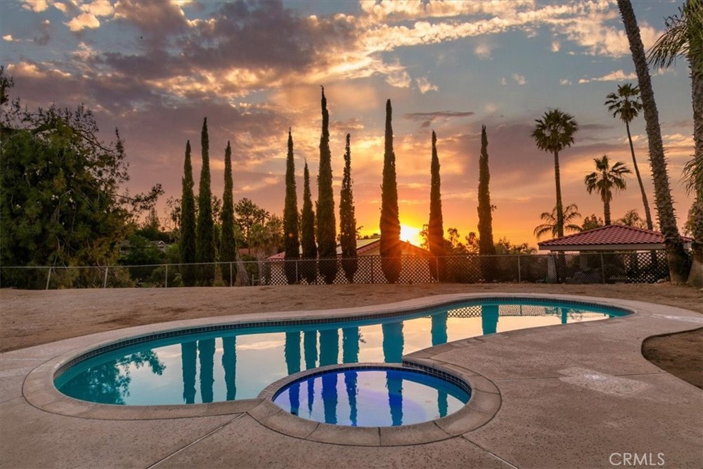 15745 Saddleback Road Riverside, CA 92506 - Photo 35 of 42 Pool and Spa View at Twilight