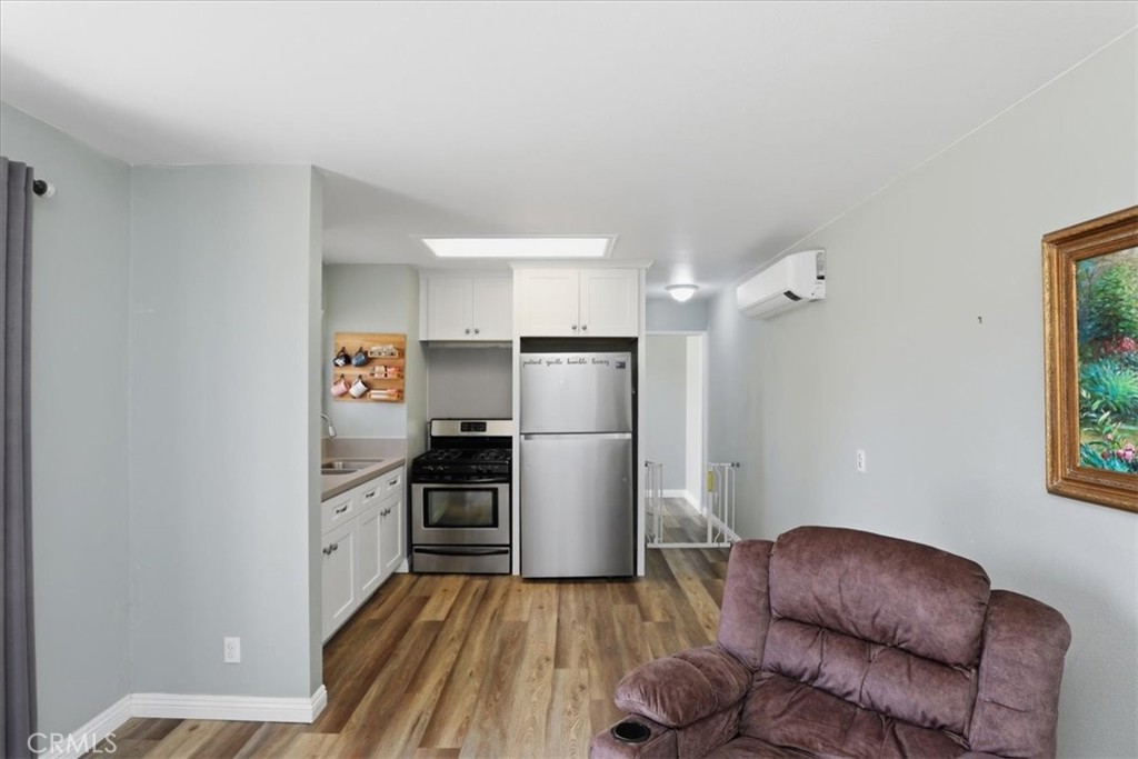 15745 Saddleback Road Riverside, CA 92506 - Photo 9 of 42 Guest House/ADU Living Area