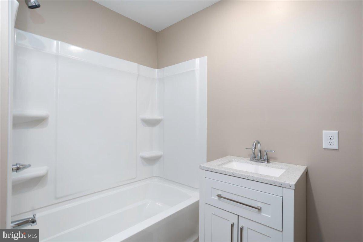 9901 Councell Road Cordova, MD 21625 - Photo 12 of 19 PRIMARY BATHROOM