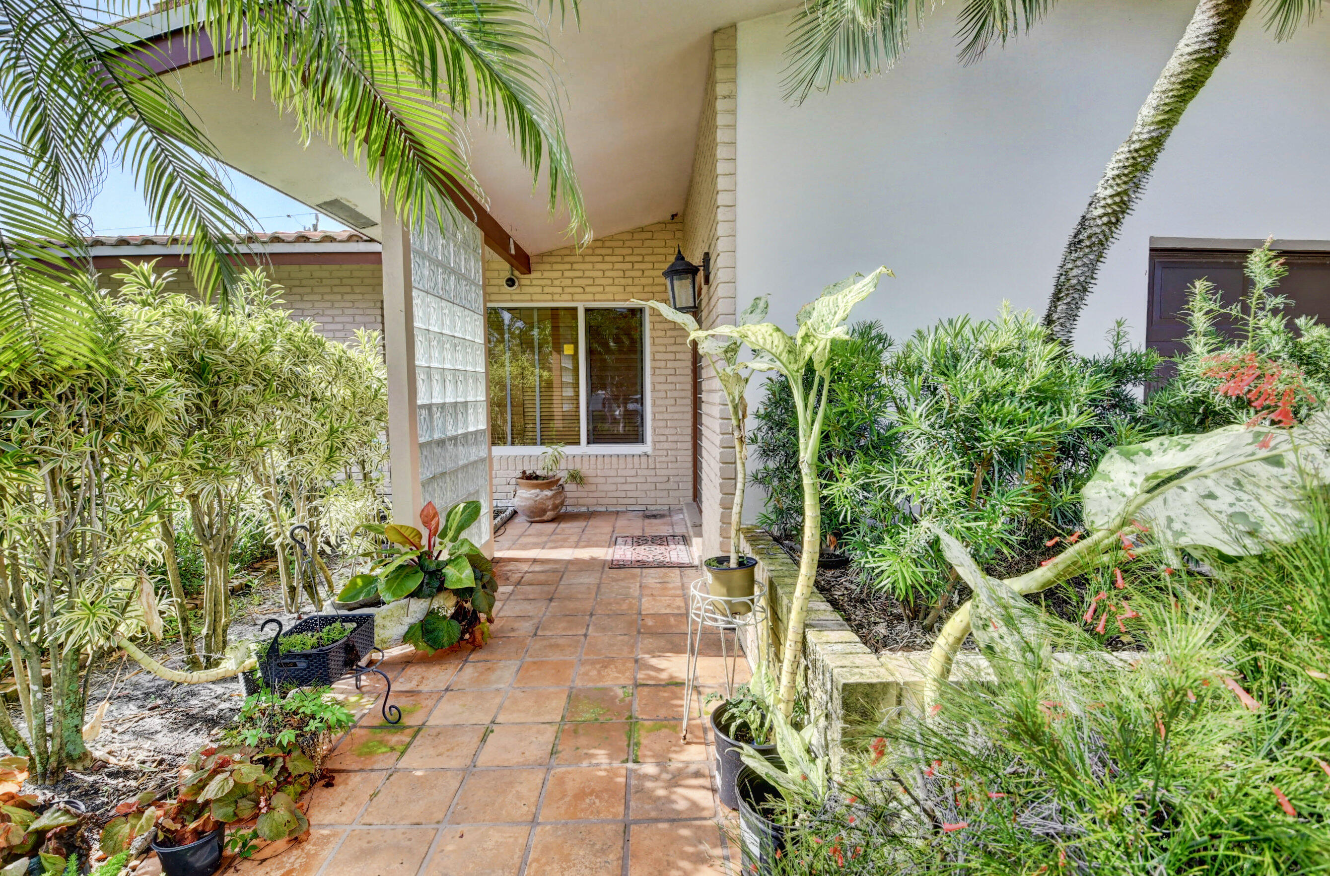 10 Burning Tree Lane Boca Raton, FL 33431 - Photo 4 of 47 10 Burning Tree Front Porch