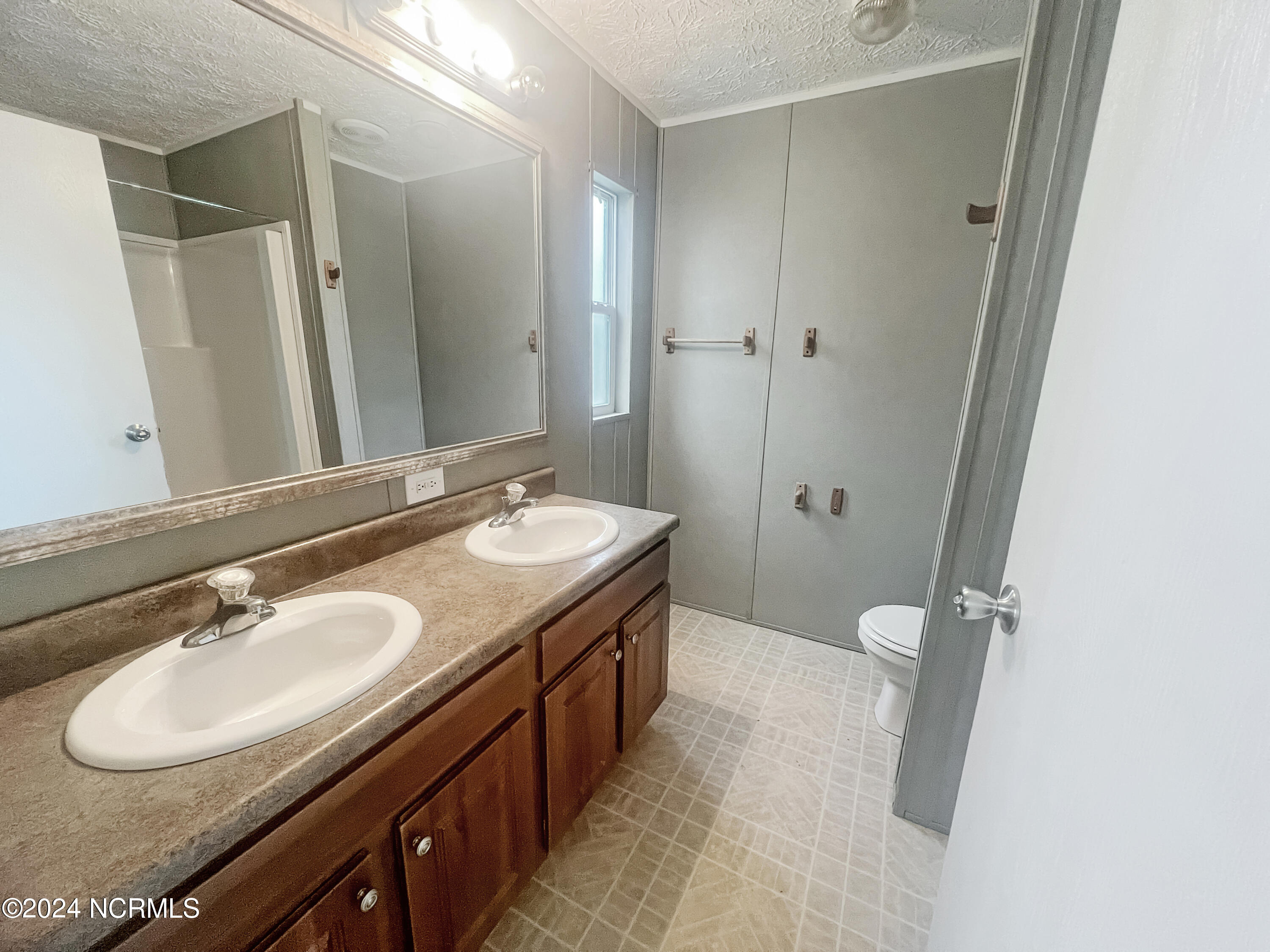 5701 Edwards Church Road Grifton, NC 28530 - Photo 14 of 20 5d5c405cae642e02c0c6a01d88d96f74fc4486b2