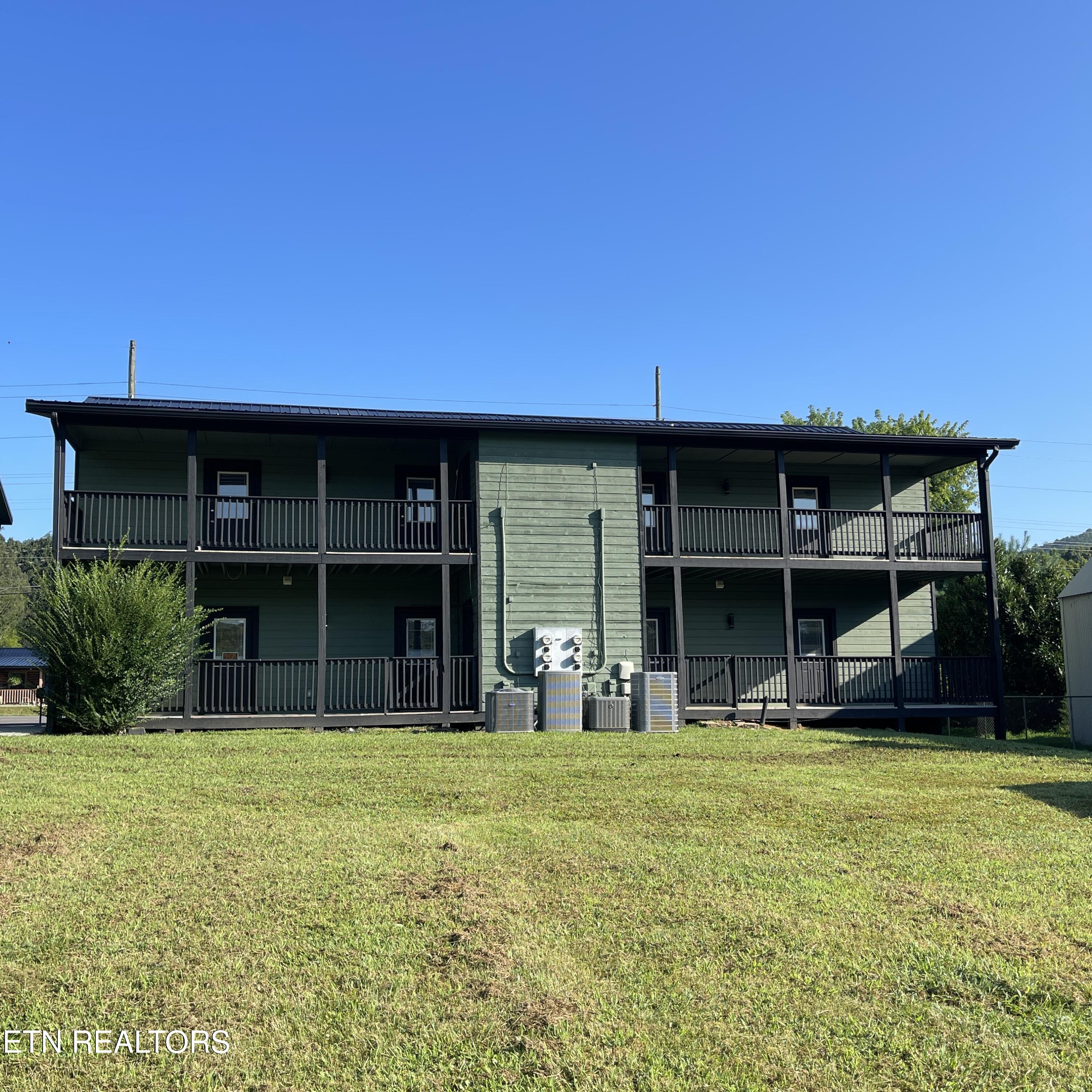 3769 Wears Valley Road, Unit 3 Sevierville, TN 37862 - Photo 21 of 22 20250818_130650181_iOS