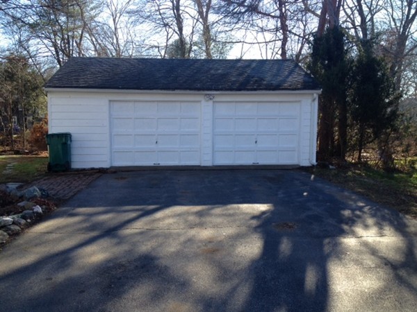 60 Hemlock Drive Attleboro, MA 02703 - Photo 6 of 13 Gallery Image 6