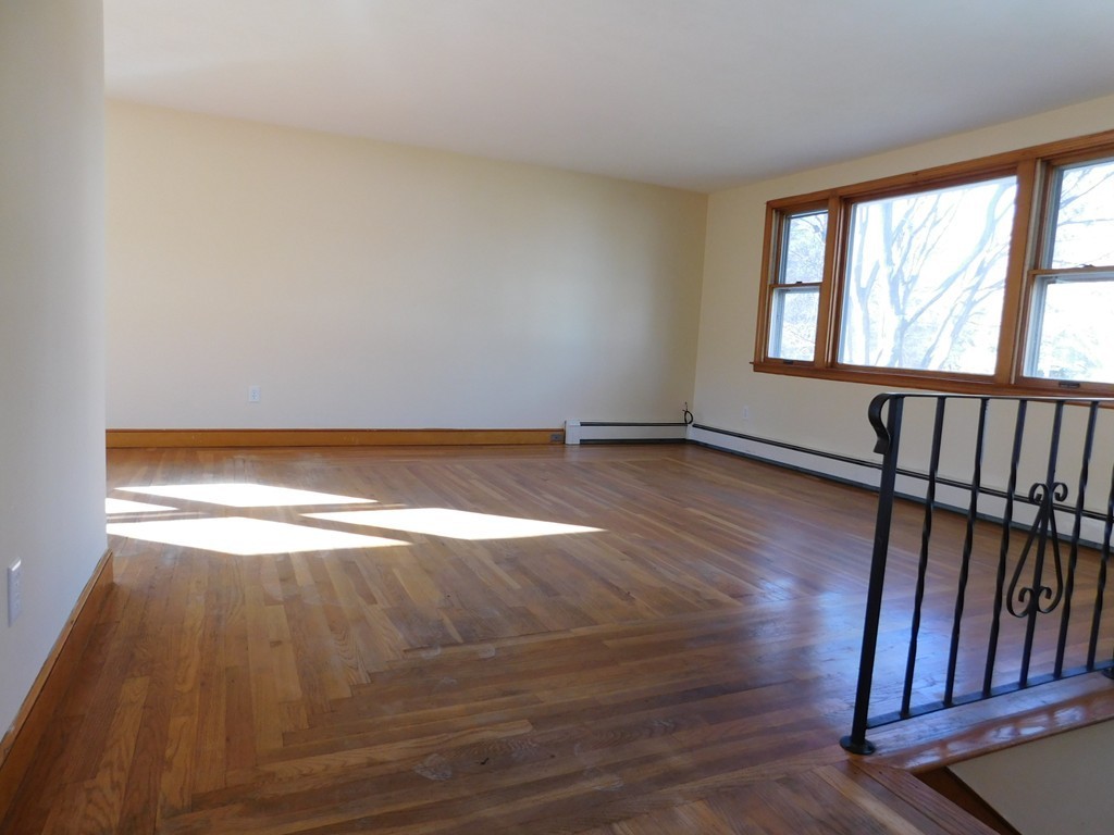 60 Hemlock Drive Attleboro, MA 02703 - Photo 10 of 13 Gallery Image 10