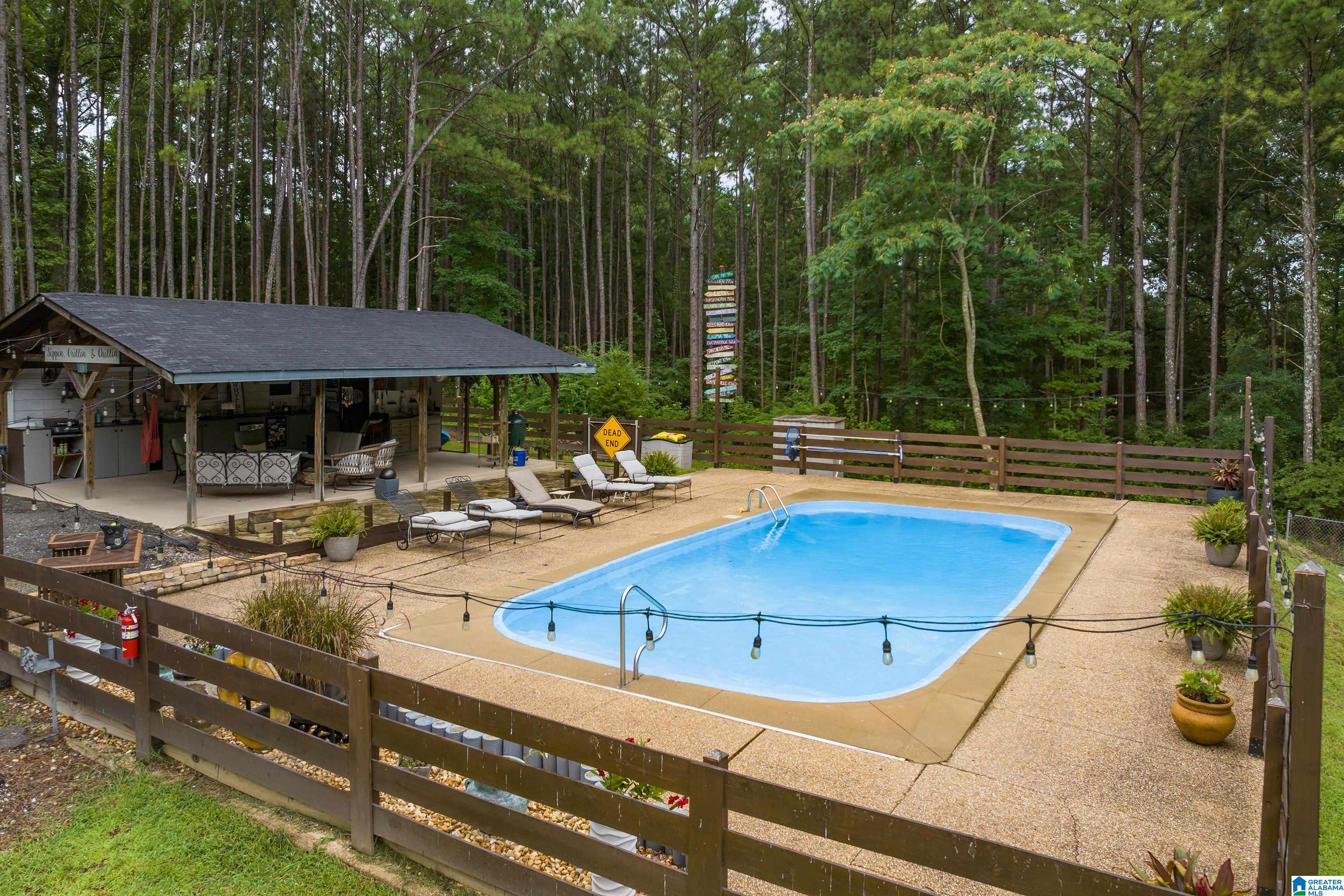 5991 Redman Lane Bessemer, AL 35022 - Photo 4 of 45