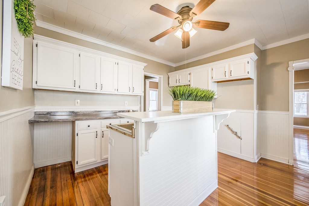 61-63 Eloise Street Springfield, MA 01118 - Photo 11 of 39