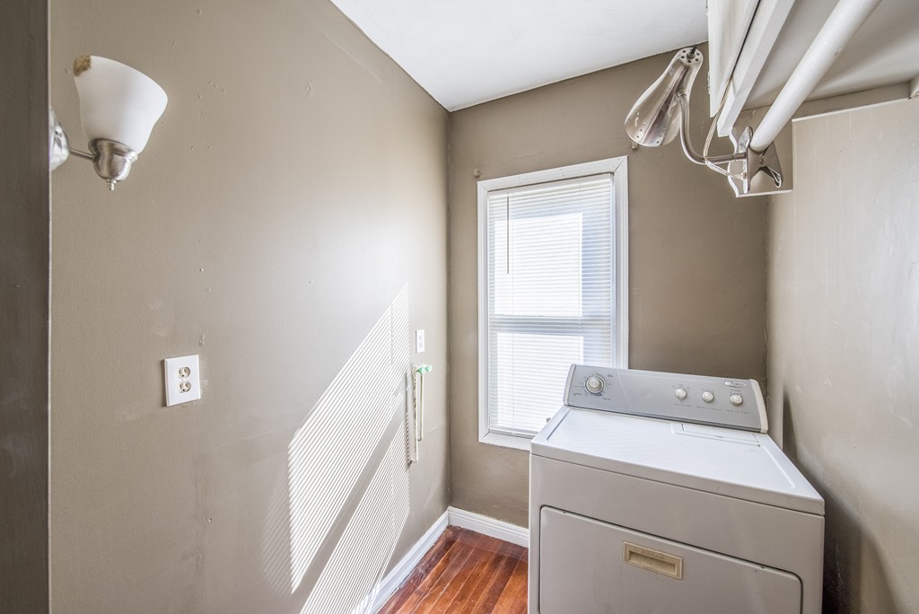 61-63 Eloise Street Springfield, MA 01118 - Photo 18 of 39