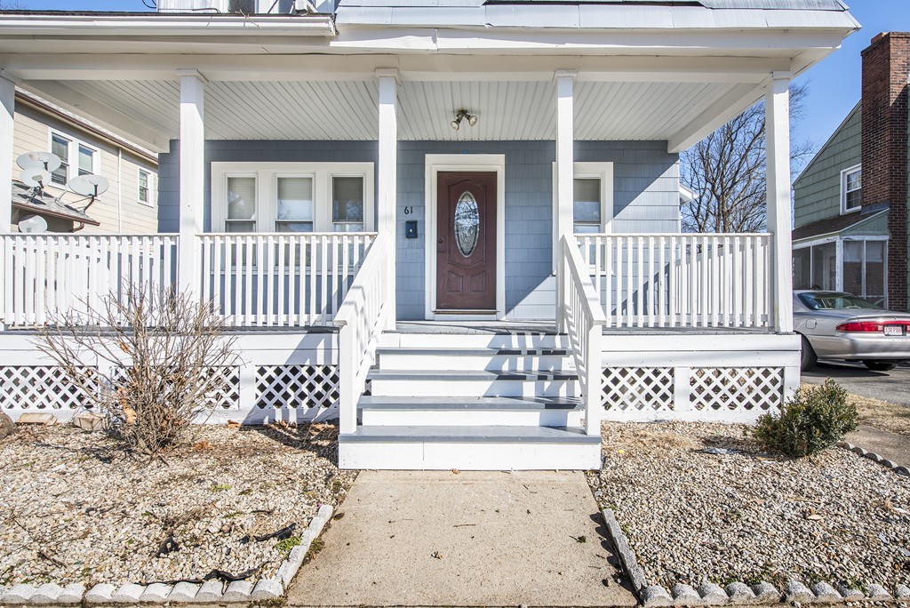 61-63 Eloise Street Springfield, MA 01118 - Photo 2 of 39