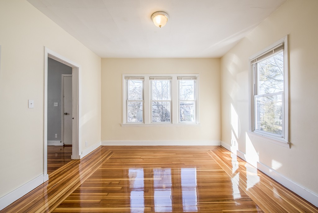 61-63 Eloise Street Springfield, MA 01118 - Photo 21 of 39