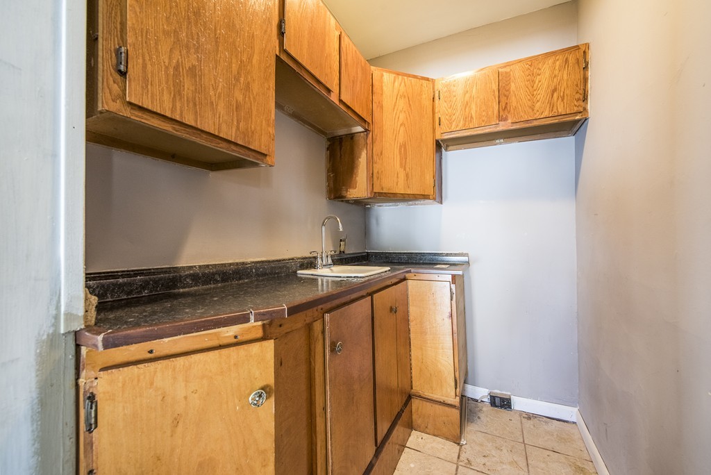 61-63 Eloise Street Springfield, MA 01118 - Photo 31 of 39