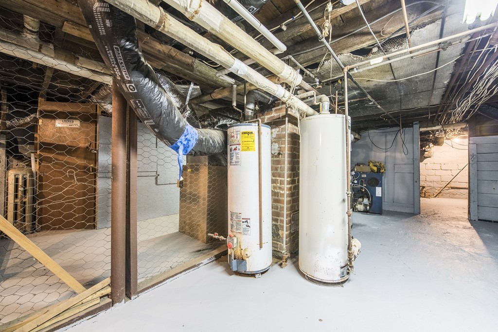 61-63 Eloise Street Springfield, MA 01118 - Photo 34 of 39