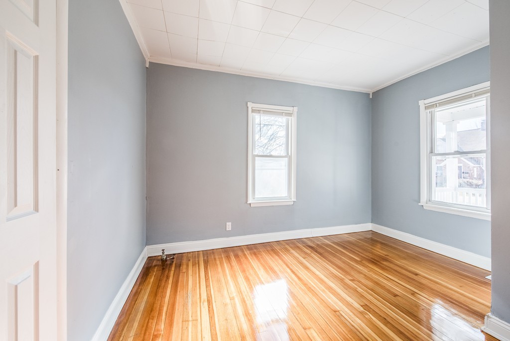 61-63 Eloise Street Springfield, MA 01118 - Photo 8 of 39