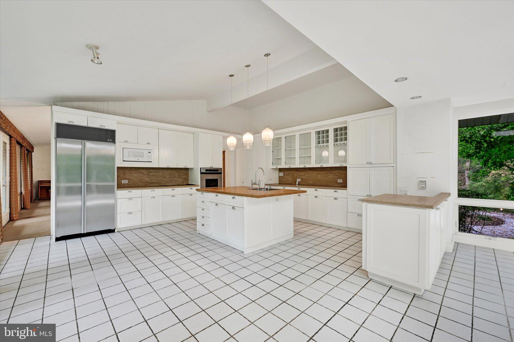 7710 Grasty Road Baltimore, MD 21208 - Photo 11 of 31 Gallery Image 11