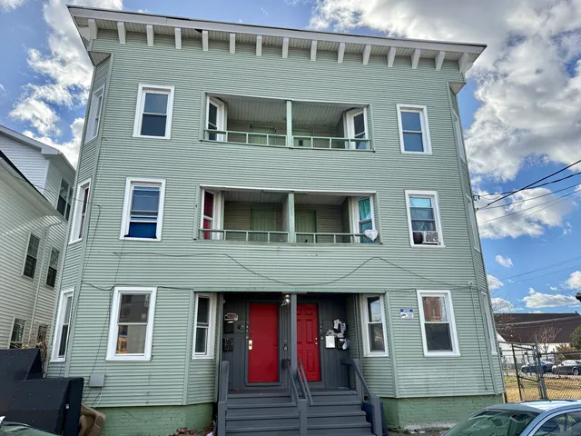 $2,500 | 748 Maple Street, Unit 3, Bridgeport, CT 06608