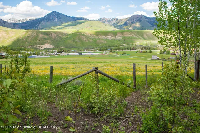 $15,000,000 | 7675 Highway 89, Jackson, WY 83001