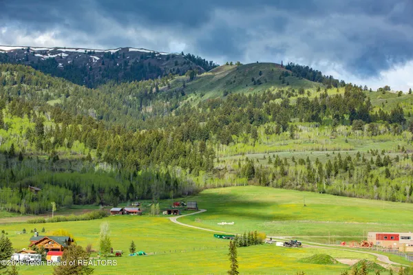 $15,000,000 | 7675 Highway 89, Jackson, WY 83001