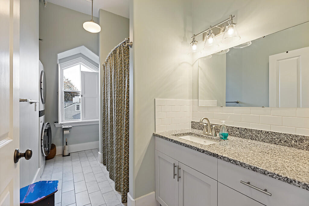 15 Middle Street, Unit 3 Hallowell, ME 04347 - Photo 27 of 57