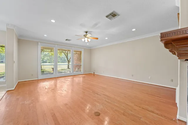 $349,900 | 20403 Atascocita Shores Drive, Humble, TX 77346