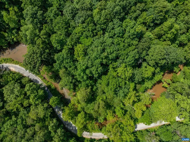 $249,900 | Hunting Lodge Road, Schuyler, VA 22969