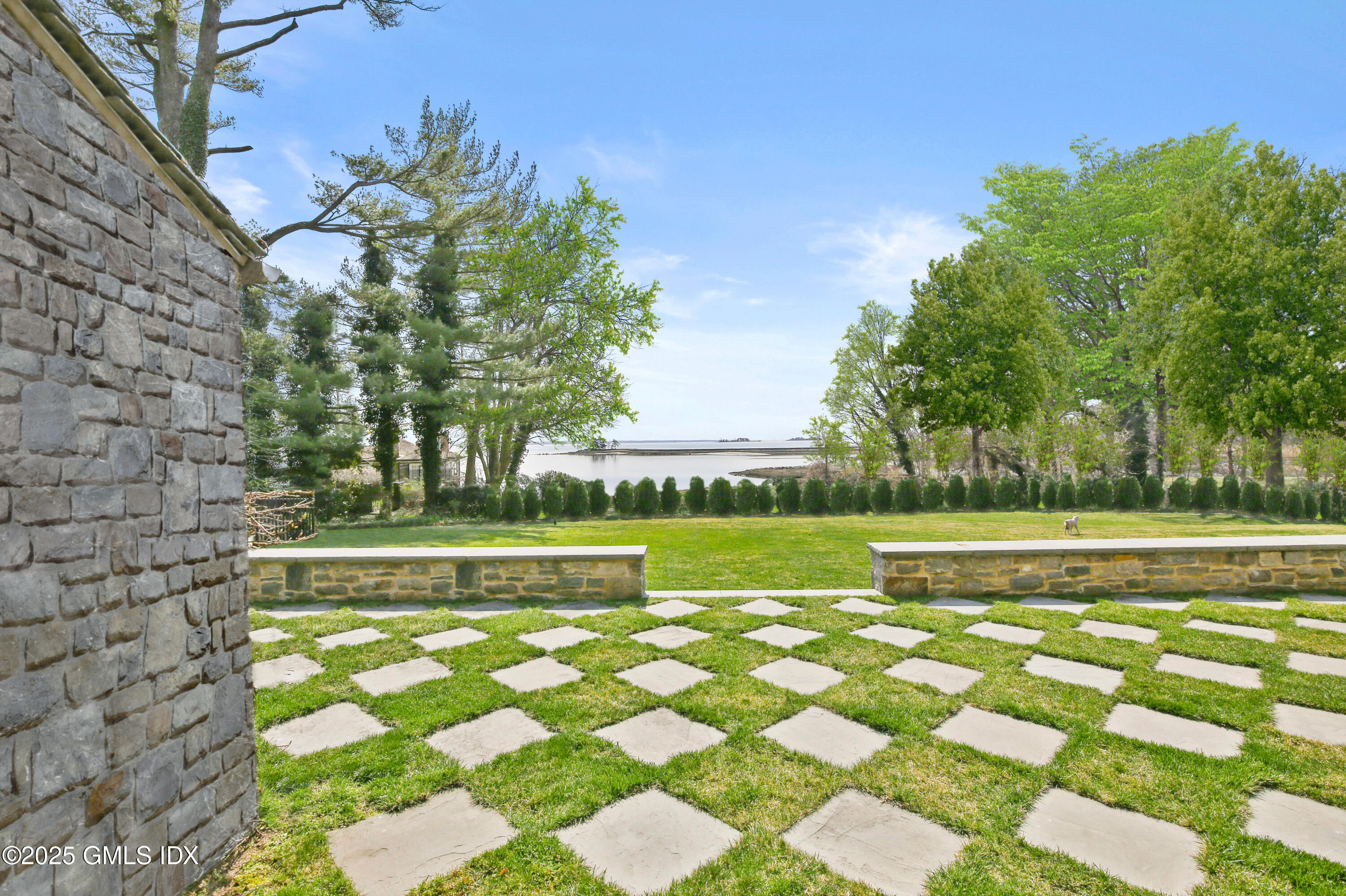 88 Cedar Cliff Road Riverside, CT 06878 - Photo 25 of 36 Rear Exterior