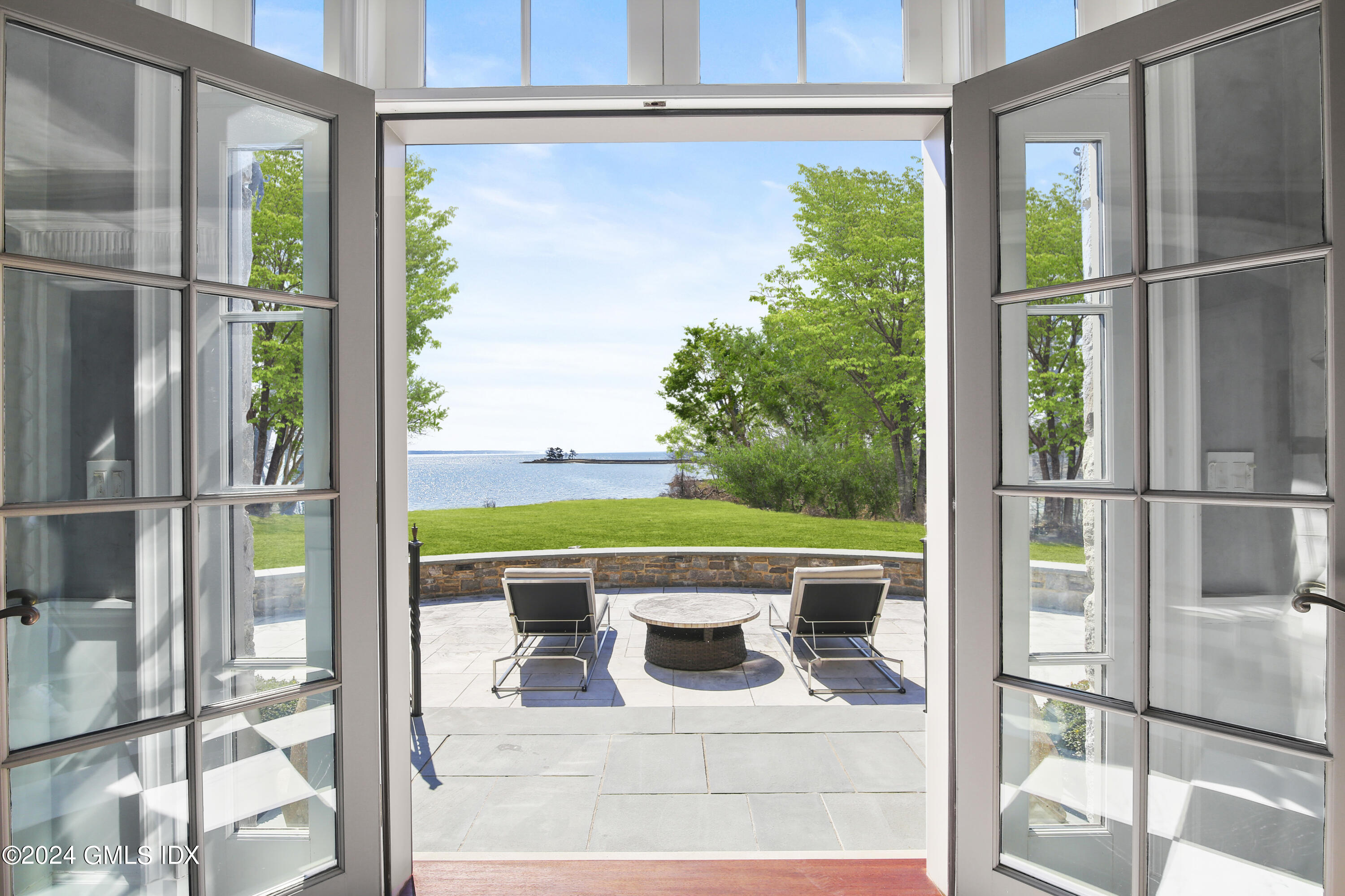 88 Cedar Cliff Road Riverside, CT 06878 - Photo 3 of 36 Rear Terrace