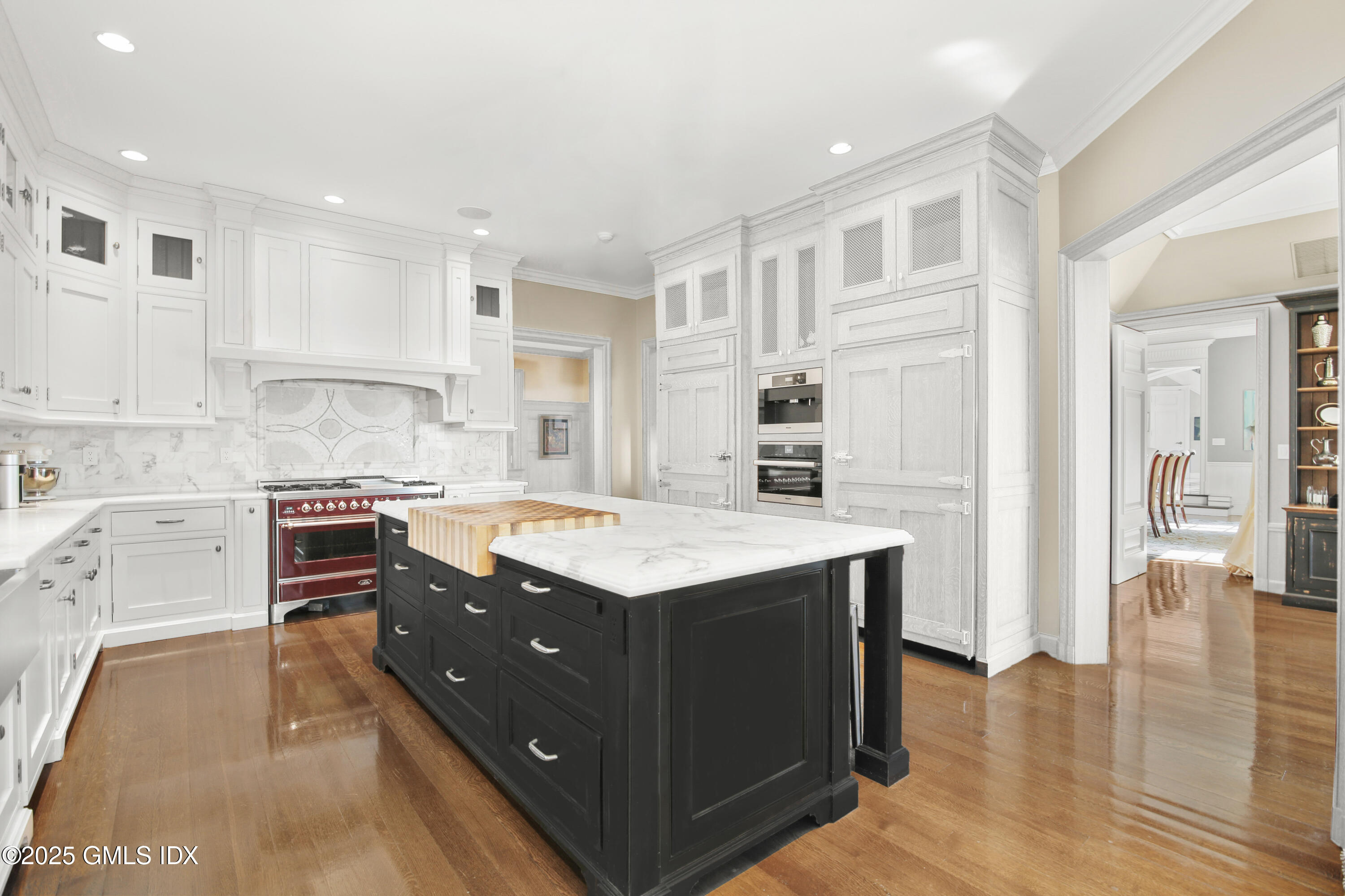 88 Cedar Cliff Road Riverside, CT 06878 - Photo 7 of 36 Kitchen