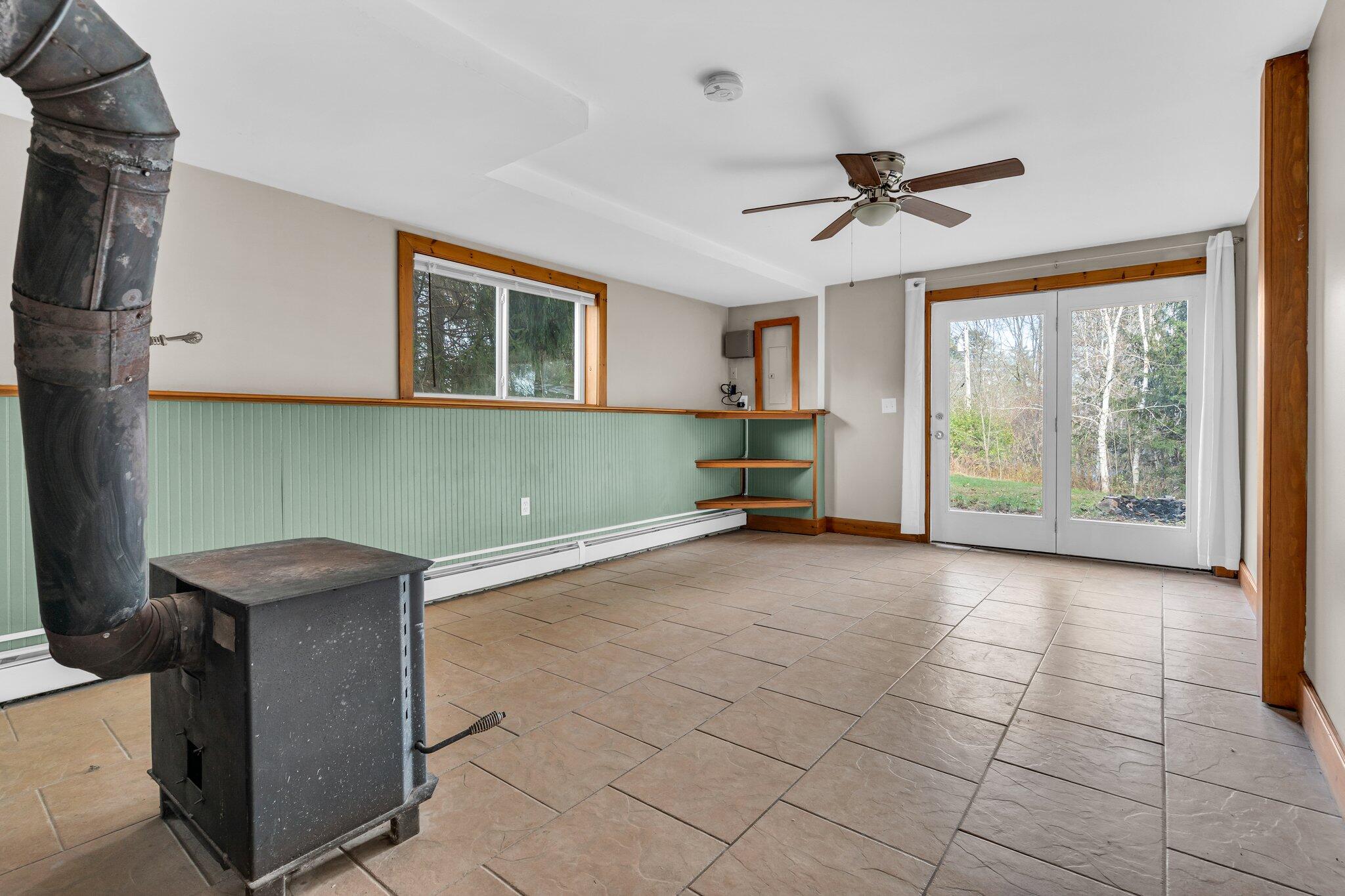 191 Main Street Windham, ME 04062 - Photo 21 of 49 Family Room